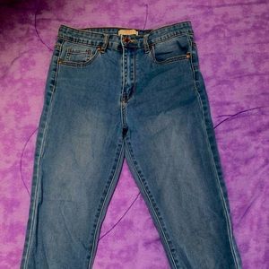 Stretchy denim dark blue jeans